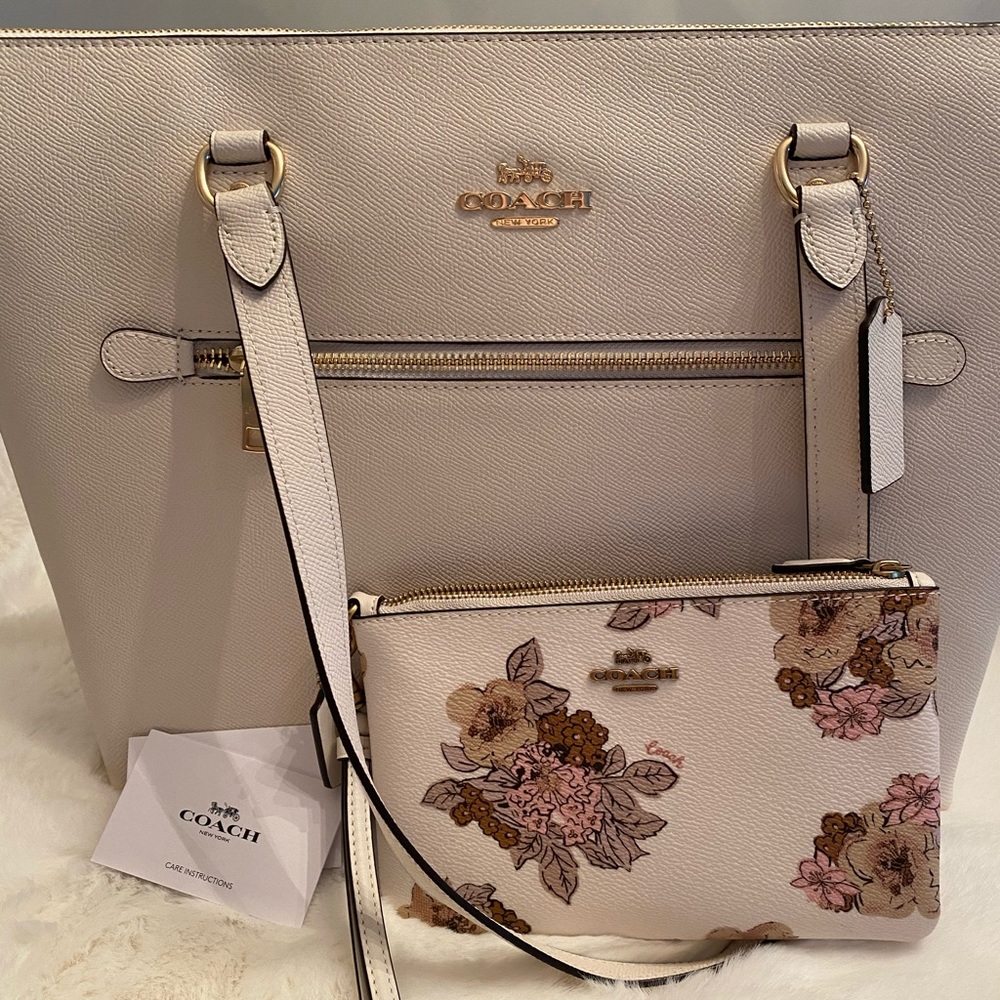 Coach Gallery Tote & Floral Clutch Set - Picture 2 of 8